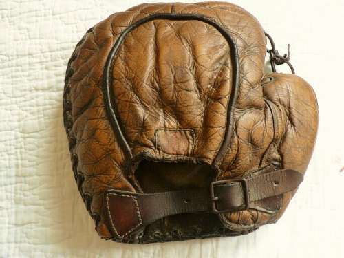 Rawlings AL Basemitt Back